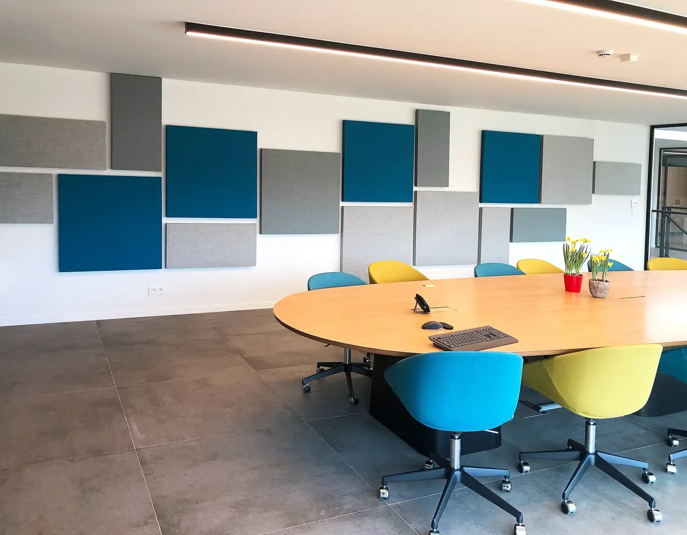 Wandcompositie van panelen in blauw en grijs